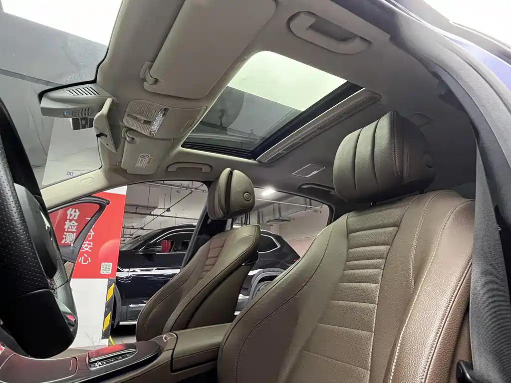 Mercedes-Benz E-Class 2019 — фото 21