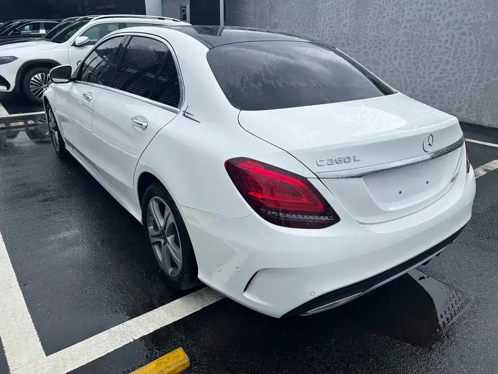 Mercedes-Benz C-Class 2020