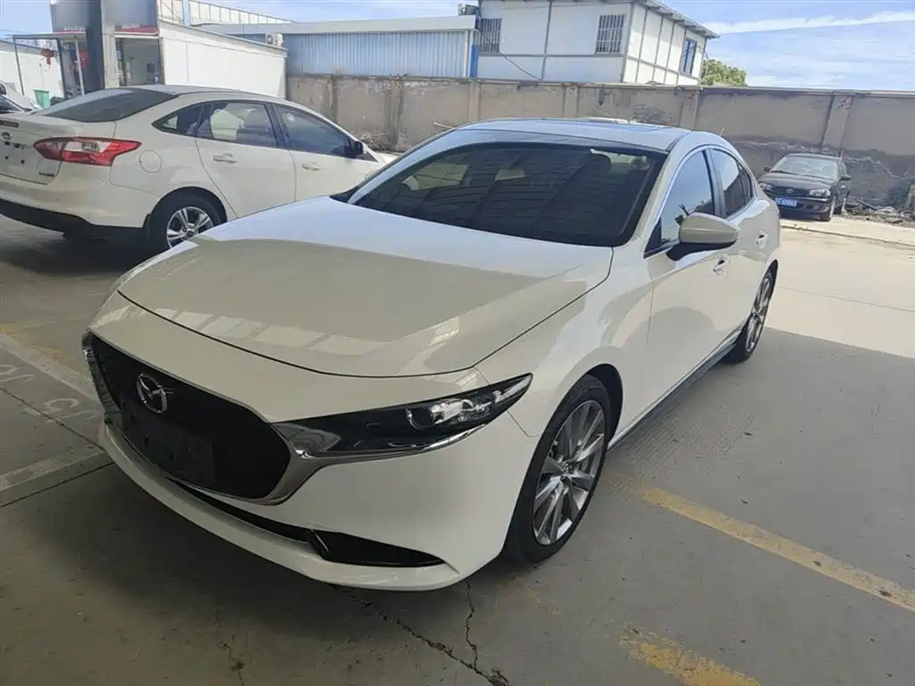 Mazda 3 Axela 2025