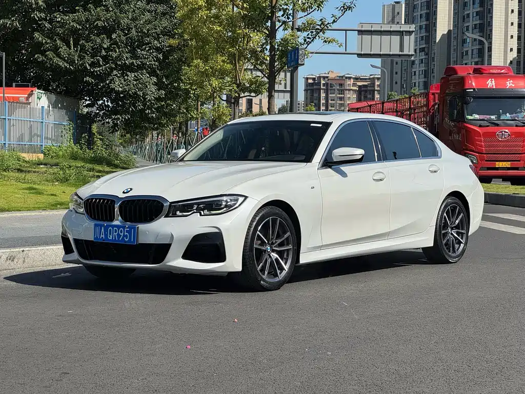 BMW 3 Series 2021
