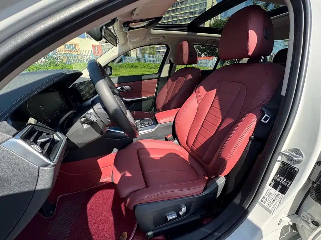 BMW 3 Series 2021