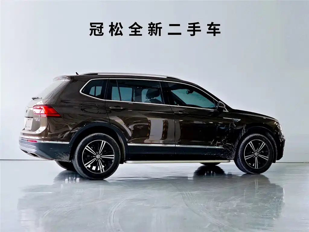 Volkswagen Tiguan L 2017 — фото 3