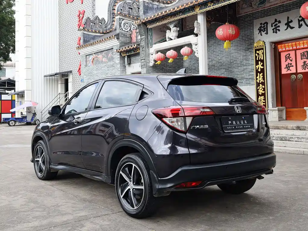 Honda Vezel 2022 — фото 9