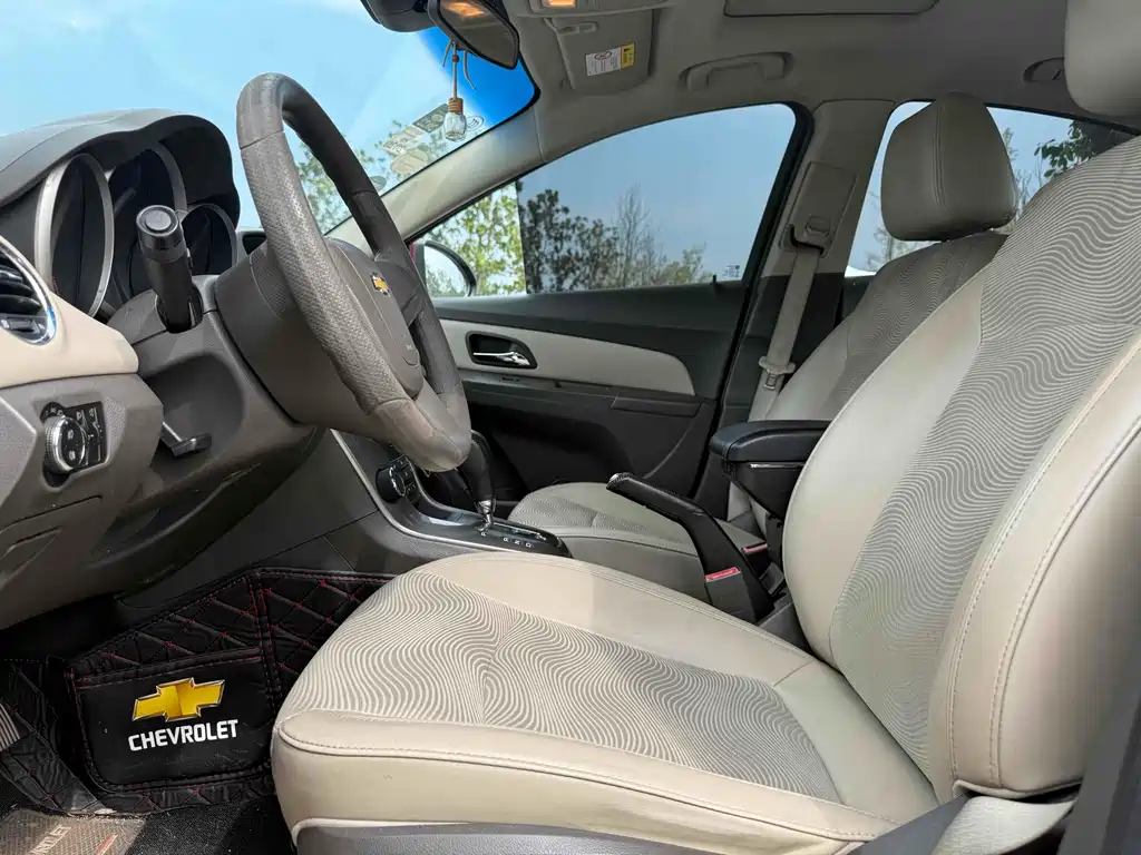 Chevrolet Cruze 2016 — фото 11