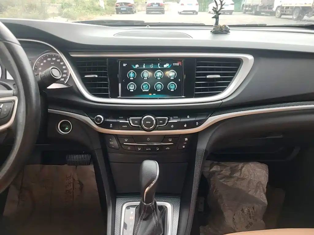 Buick Excelle GT 2018 — фото 13