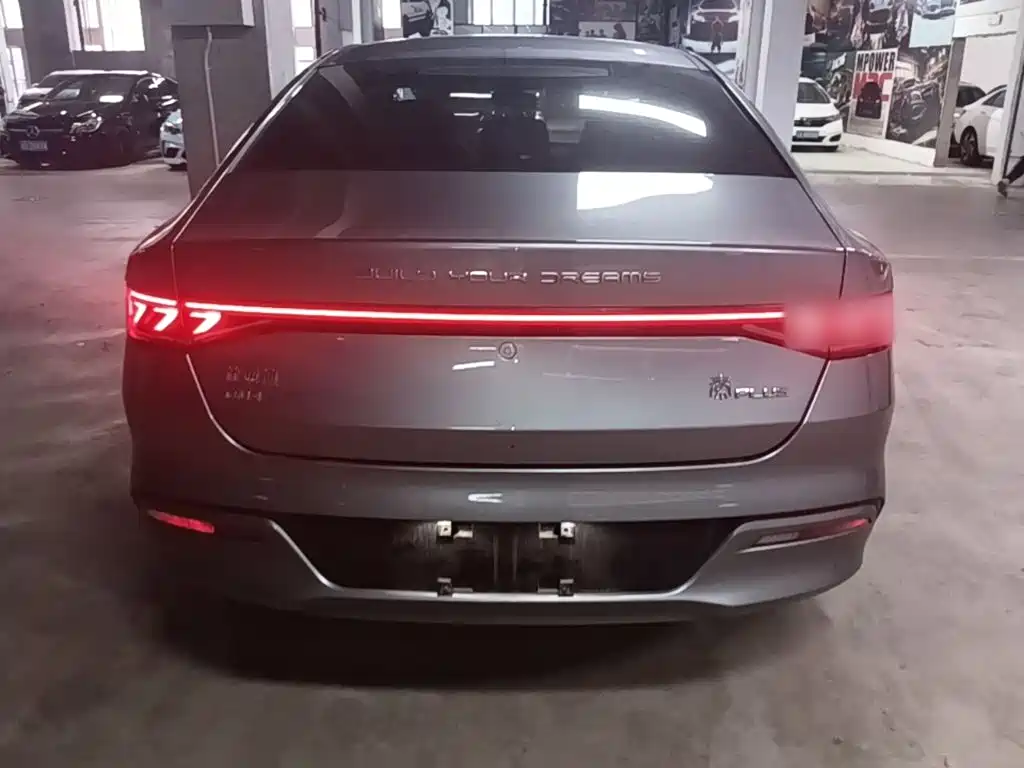 BYD Qin PLUS 2023 — фото 6