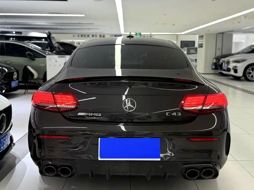 Mercedes-Benz C-Class AMG 2022 — фото 9