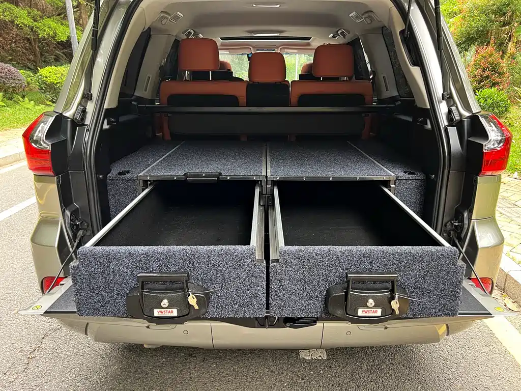 Lexus LX 2017 — фото 14