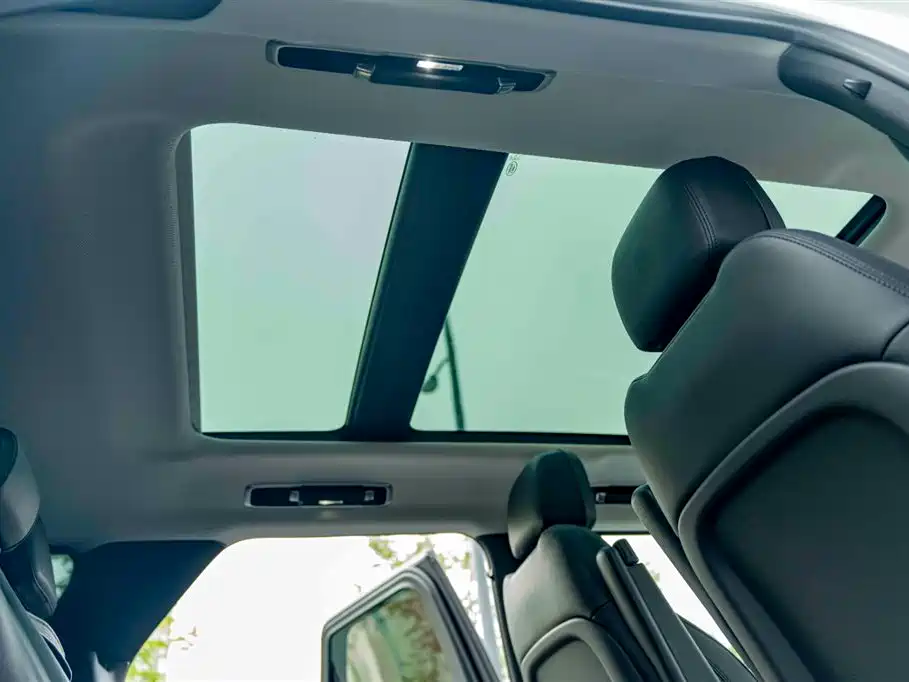 Land Rover Sport 2022 — фото 15