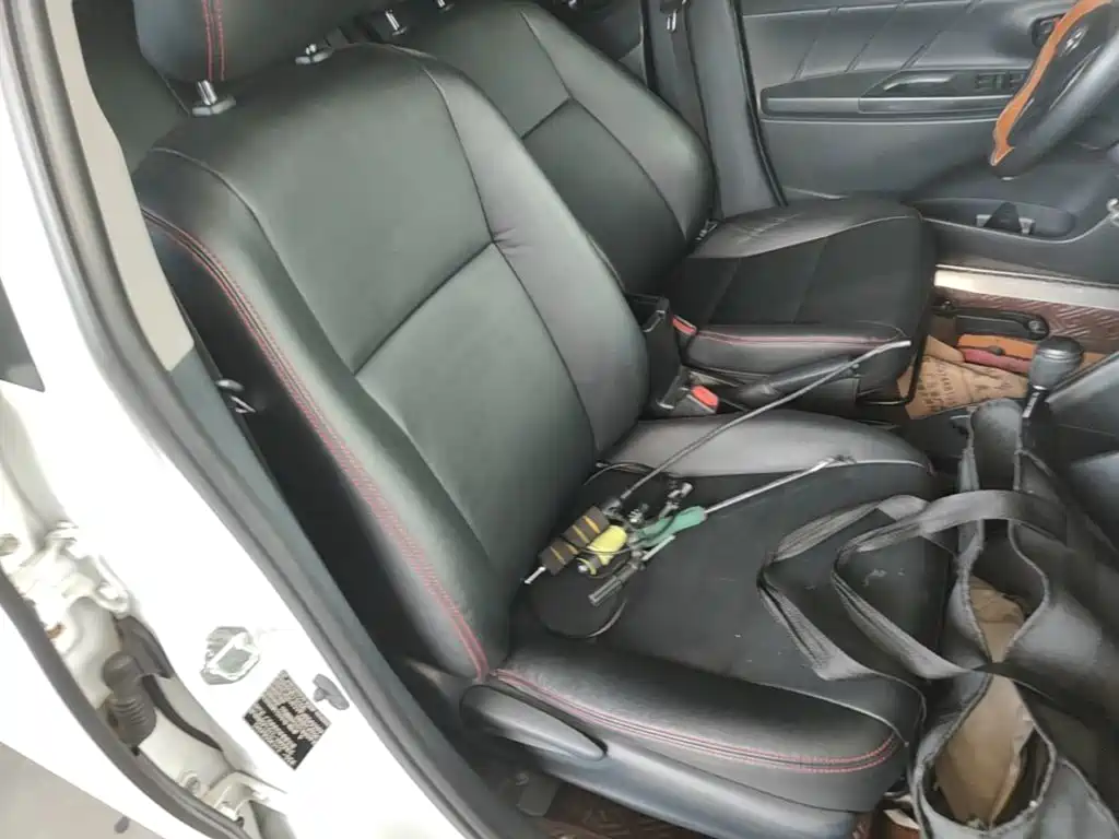 Toyota Yaris L 2018 — фото 25