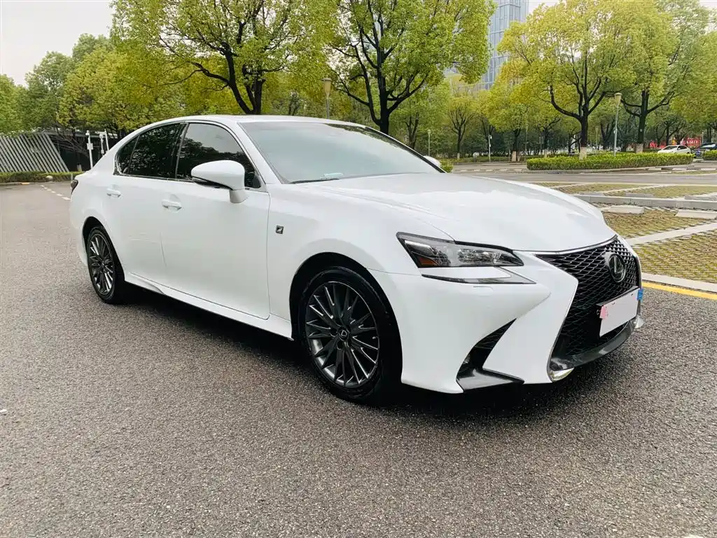 Lexus GS 2018 — фото 4