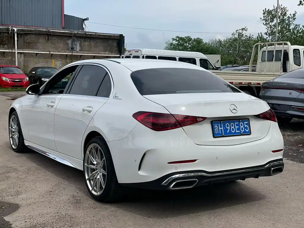 Mercedes-Benz C-Class 2022 — фото 4