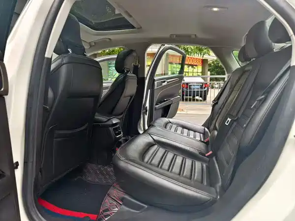 Ford Mondeo 2013