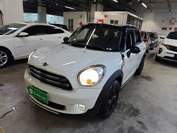MINI Countryman 2016