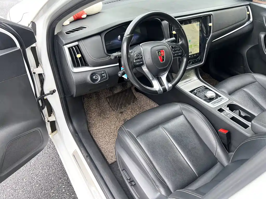 Roewe i6 New Energy 2018 — фото 11