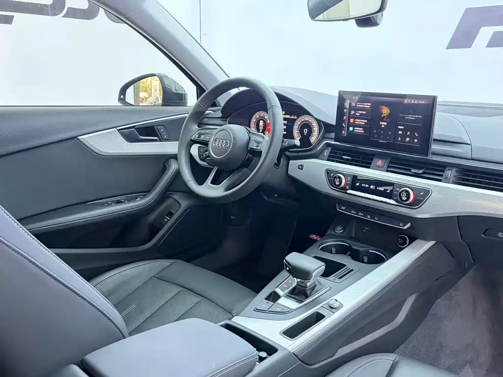 Audi A4L 2021 — фото 12