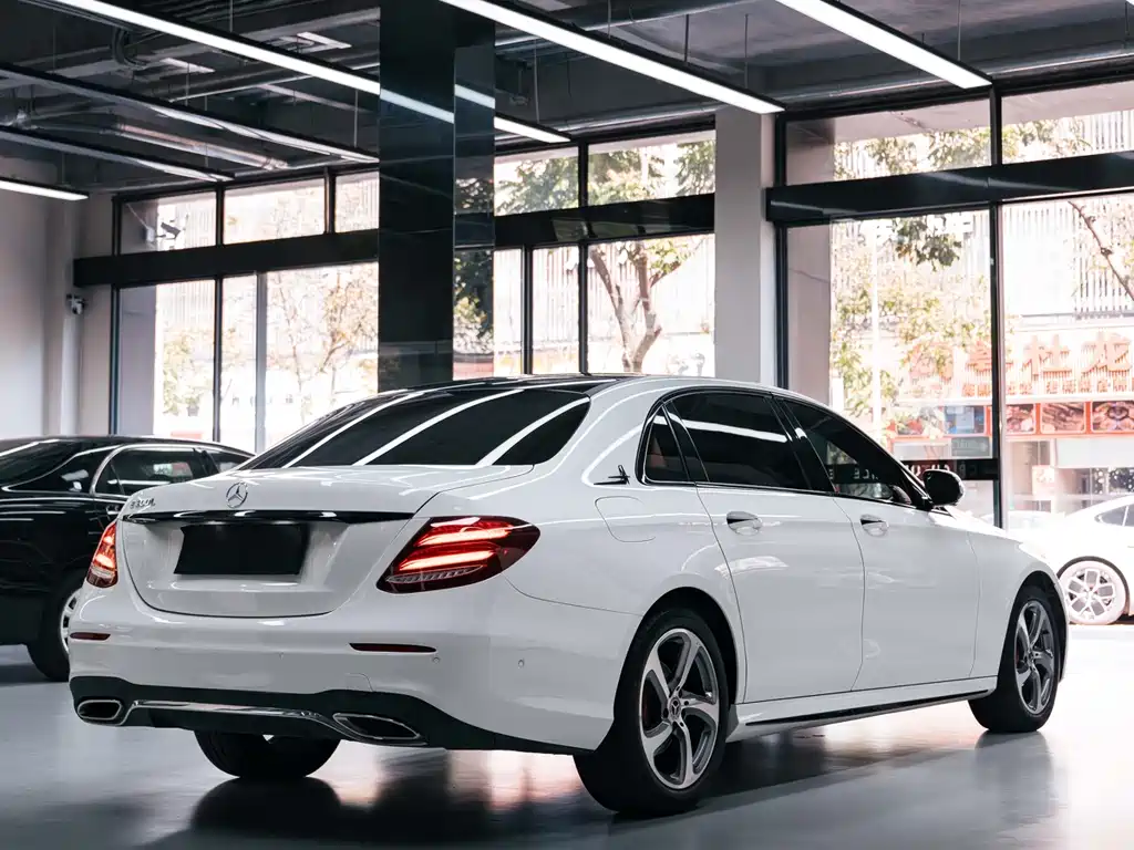 Mercedes-Benz E-Class 2018 — фото 3
