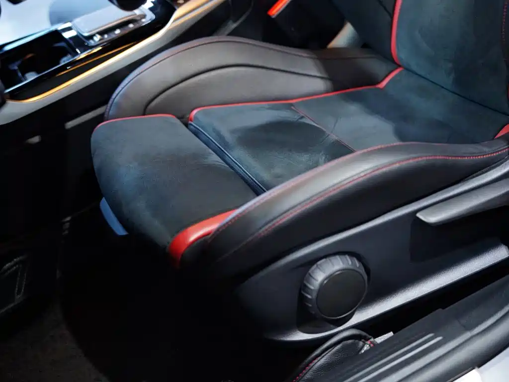 Mercedes-Benz A-Class AMG 2022 — фото 15