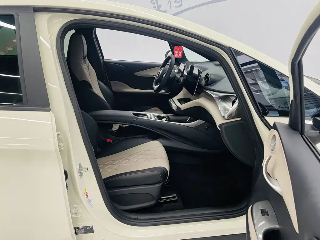 BYD Dolphin 2022 — фото 11