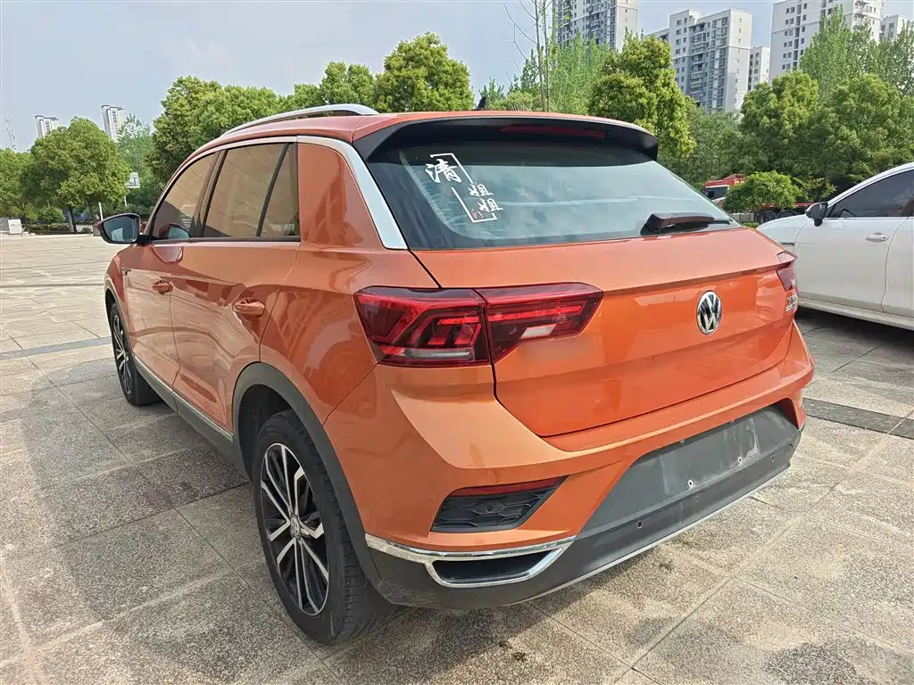 Volkswagen T-Roc 2019 — фото 23