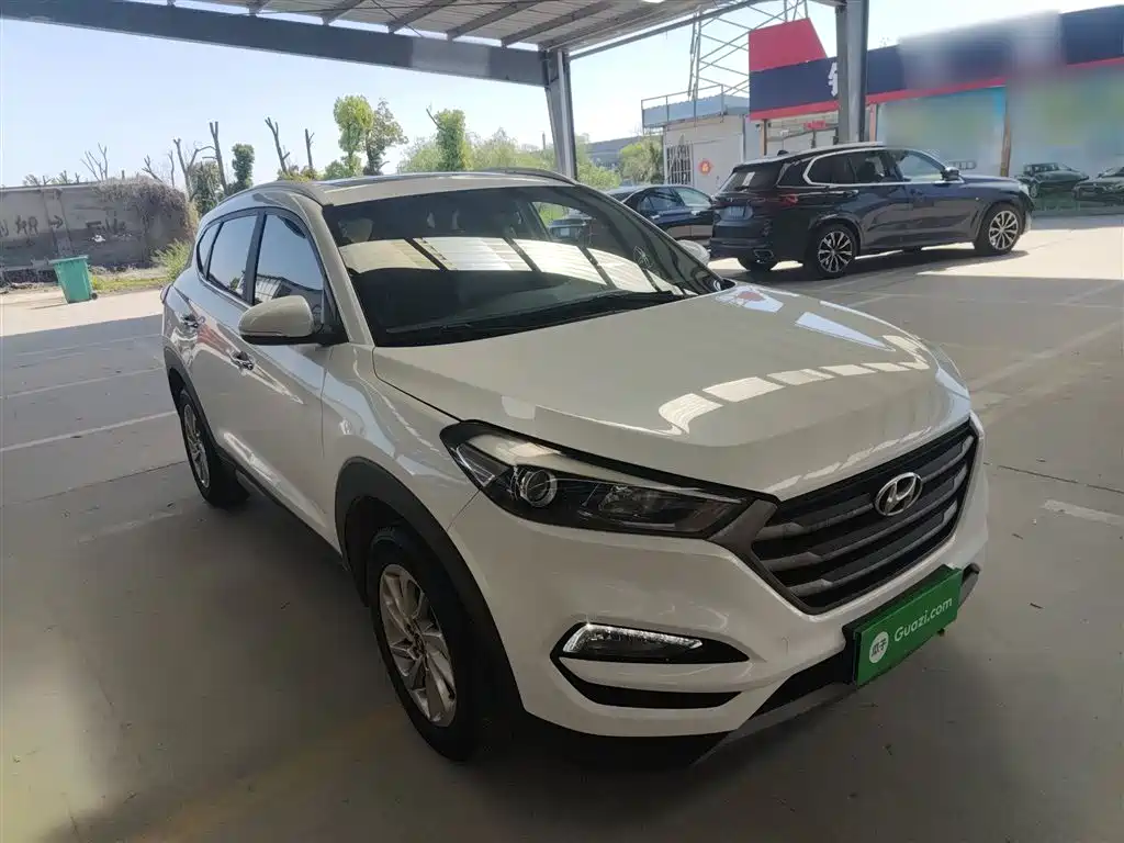 Hyundai Tucson 2017 — фото 22