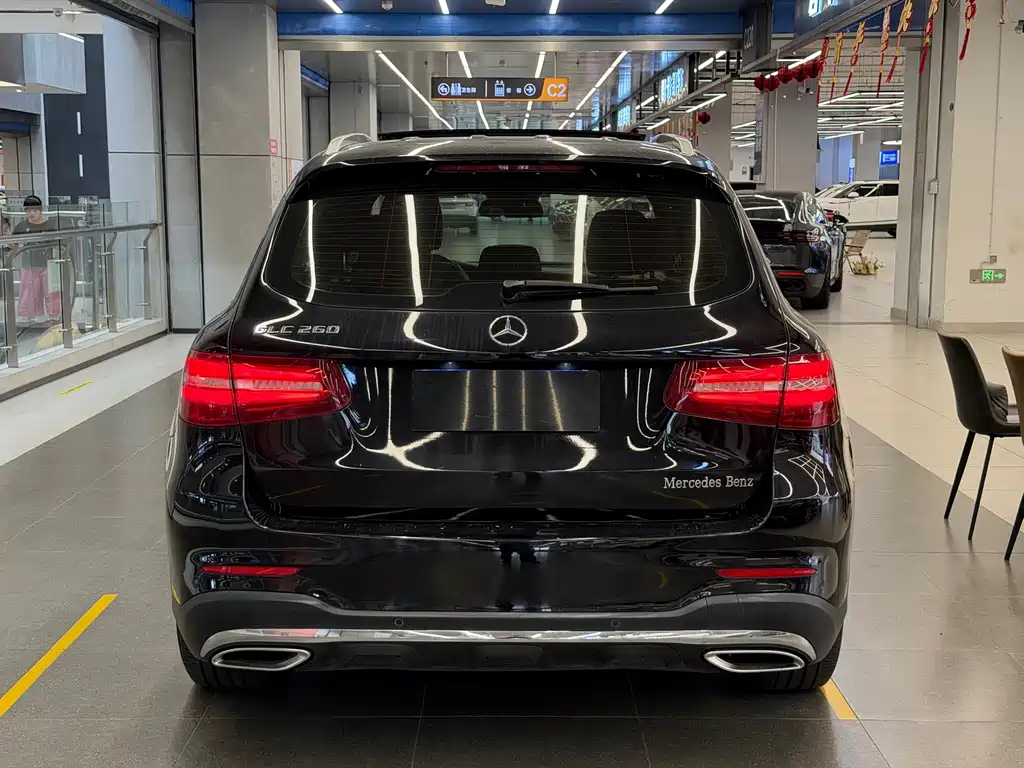 Mercedes-Benz GLC 2018 — фото 8