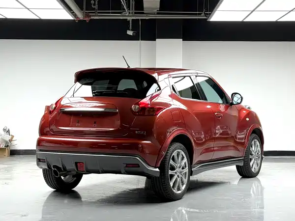 Infiniti ESQ 2018