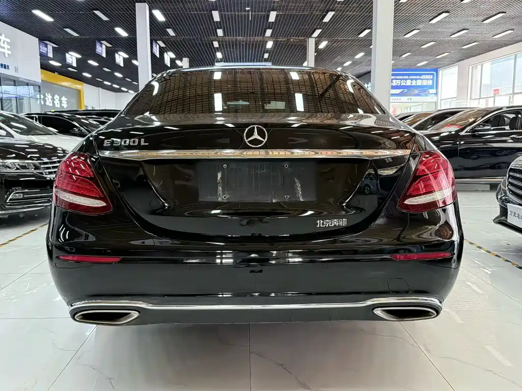 Mercedes-Benz E-Class 2018 — фото 9