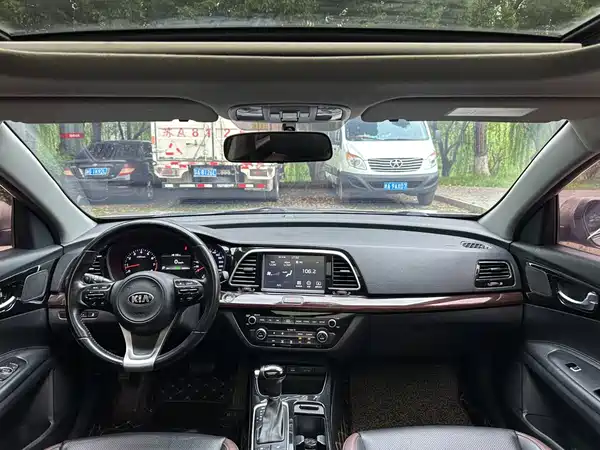 Kia K4 2017