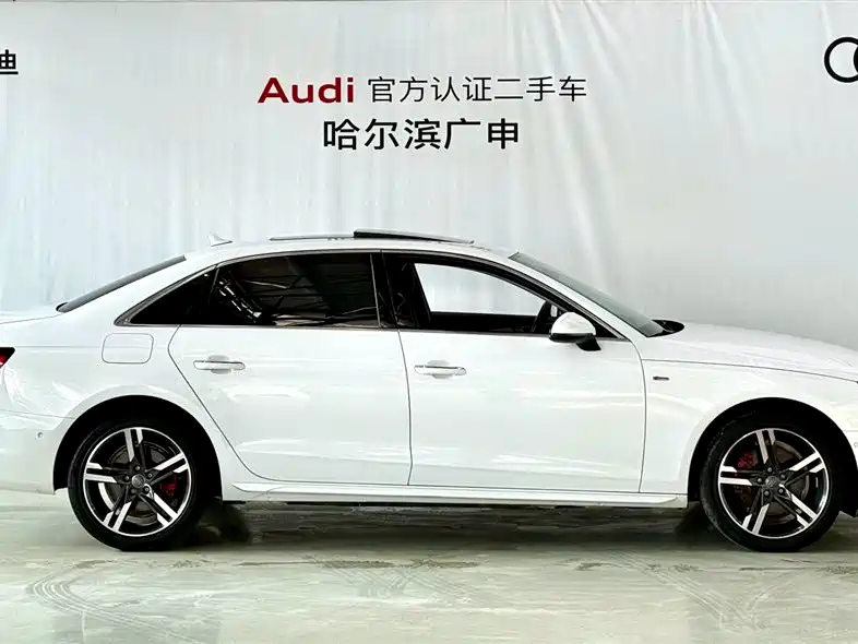 Audi A4L 2021 — фото 5