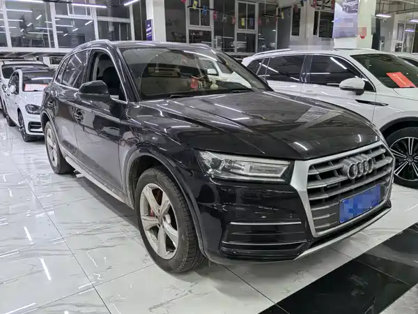 Audi Q5L 2019