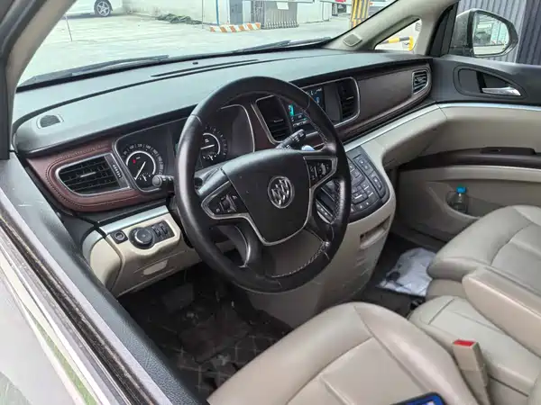 Buick GL8 2018