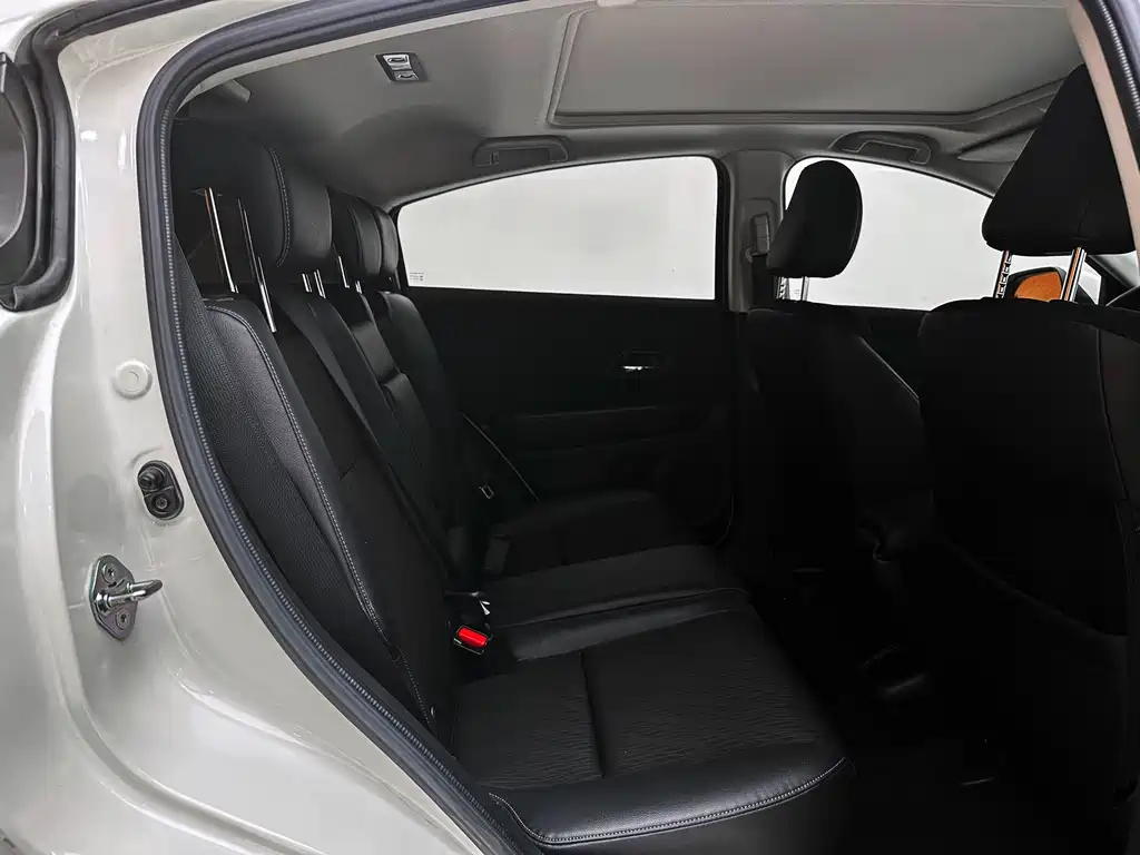 Honda Vezel 2022 — фото 22