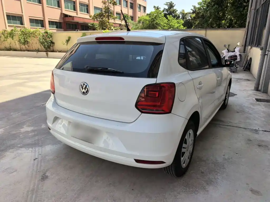 Volkswagen Polo 2015