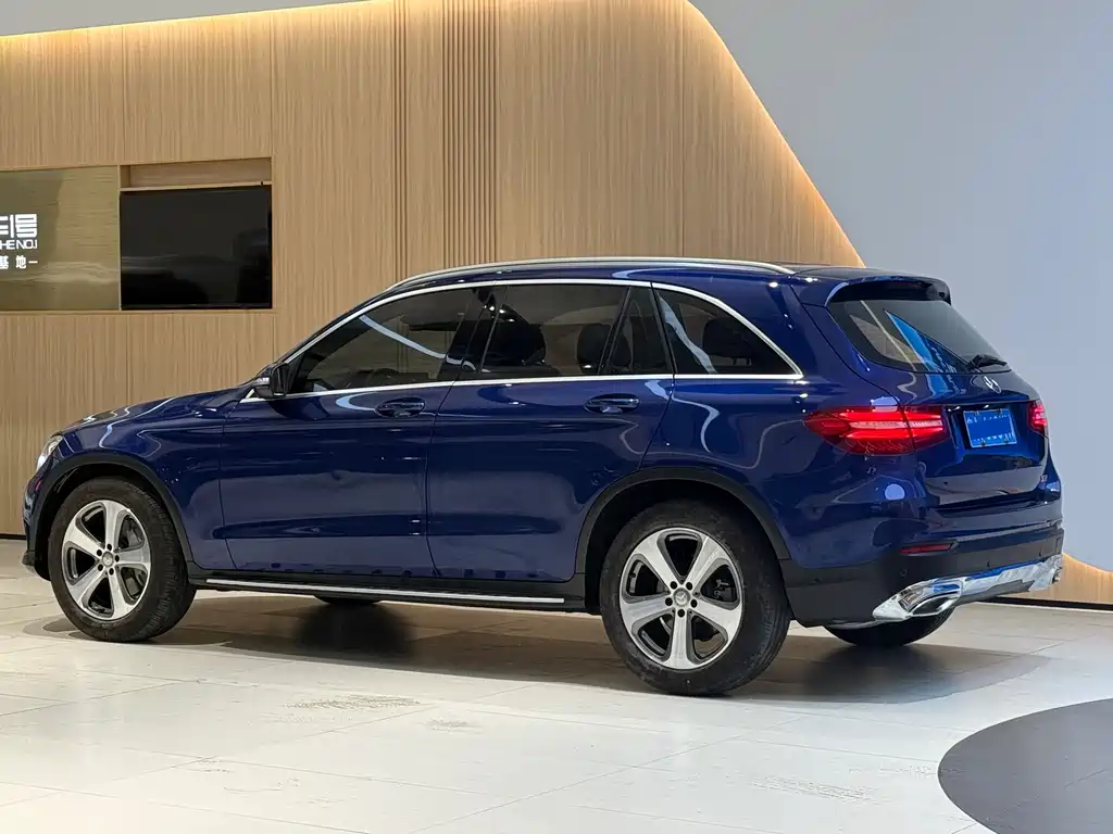 Mercedes-Benz GLC 2016