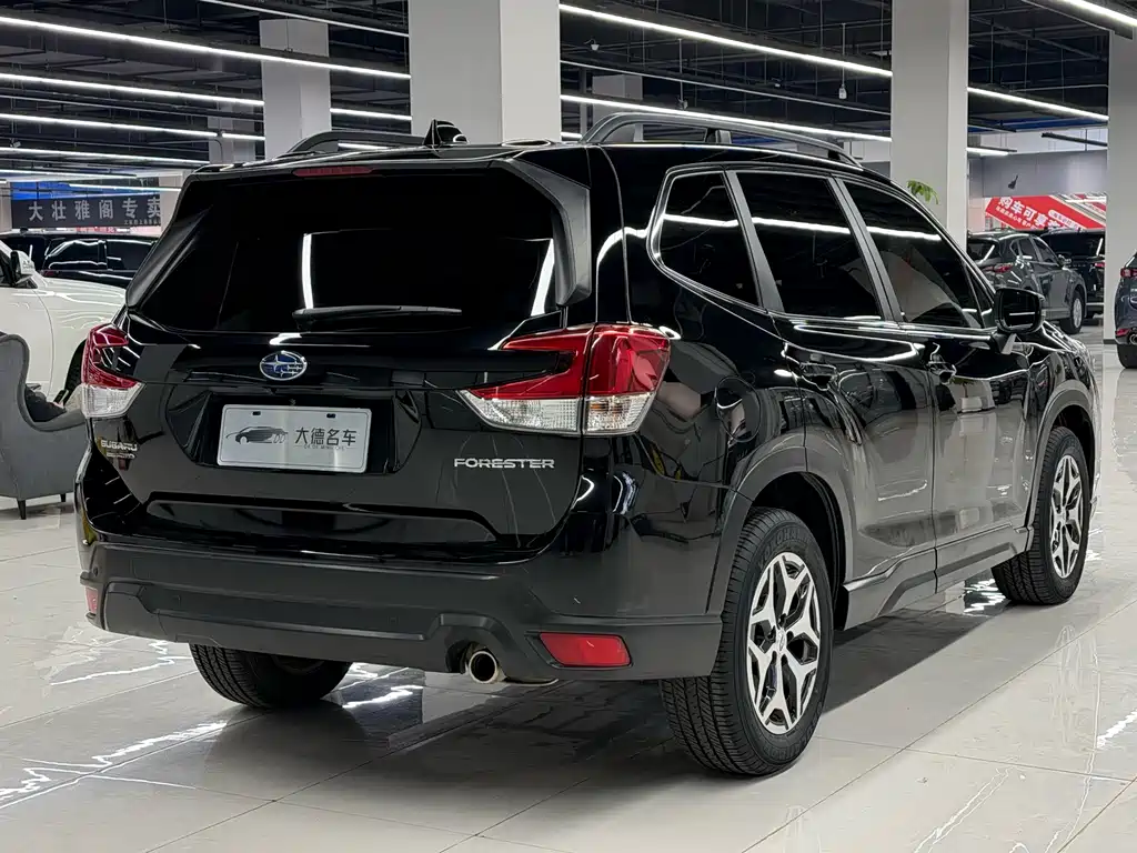 Subaru Forester 2021 — фото 5