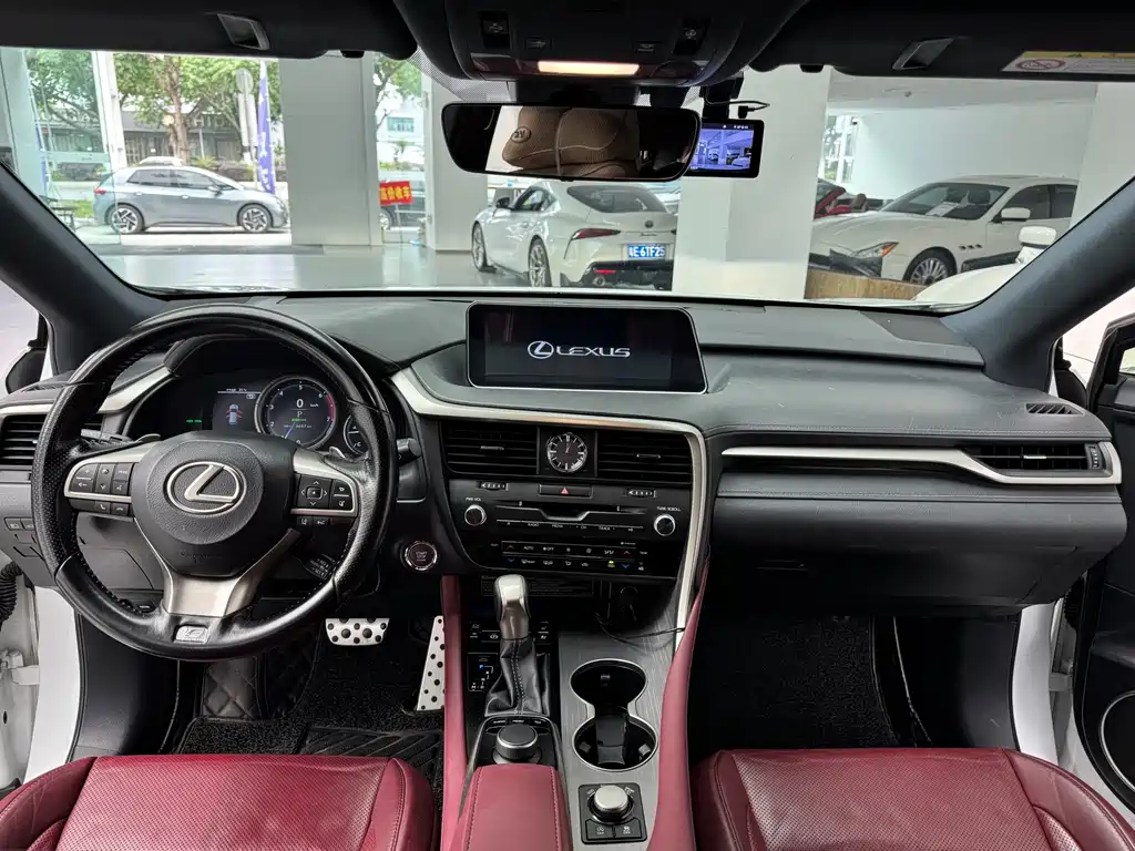 Lexus RX 2017 — фото 12