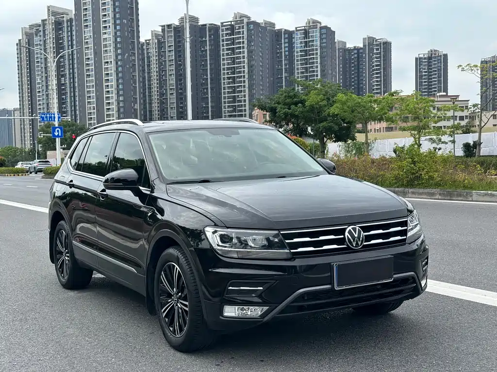 Volkswagen Tiguan L 2021 — фото 3