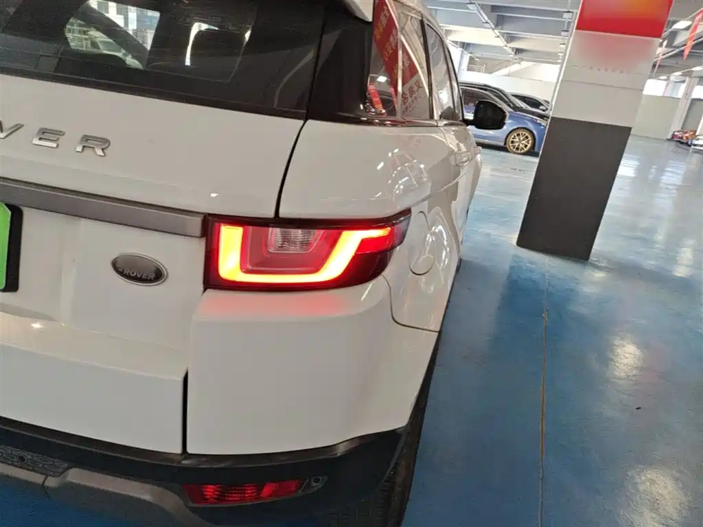 Land Rover Evoque 2017 — фото 8