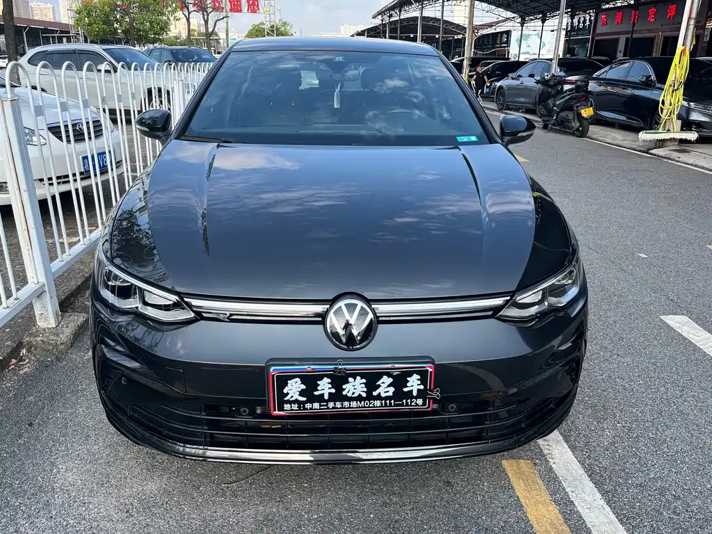 Volkswagen Golf 2022