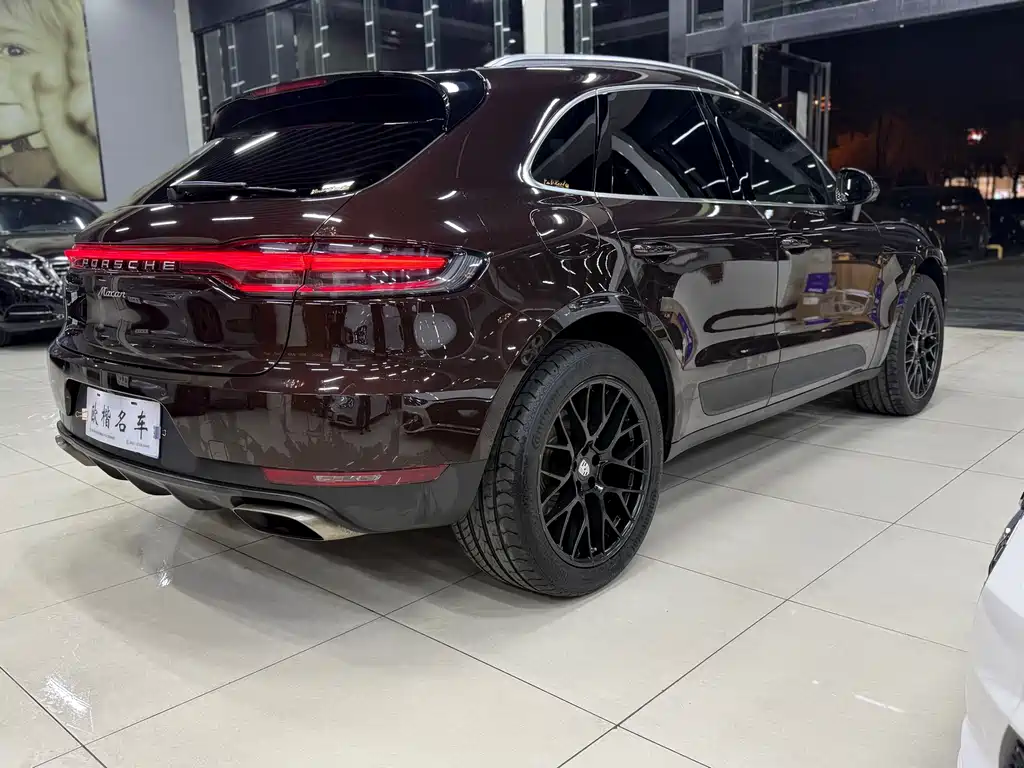 Porsche Macan 2020 — фото 7