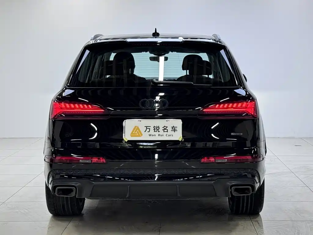 Audi Q7 2025 — фото 4