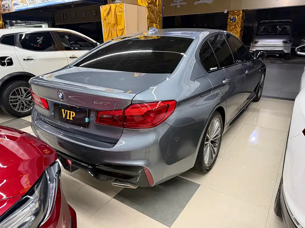 BMW 5 Series 2019