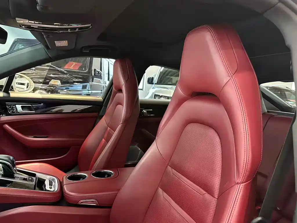 Porsche Panamera 2019 — фото 13