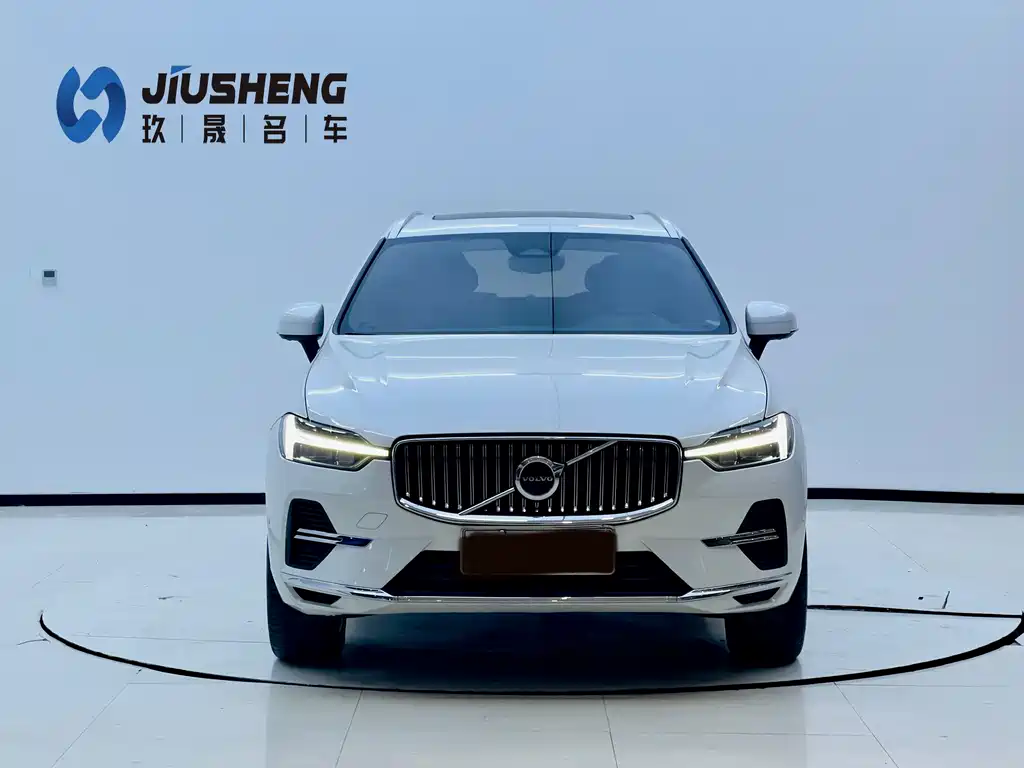 Volvo XC60 Plug-In Hybrid 2022 — фото 24