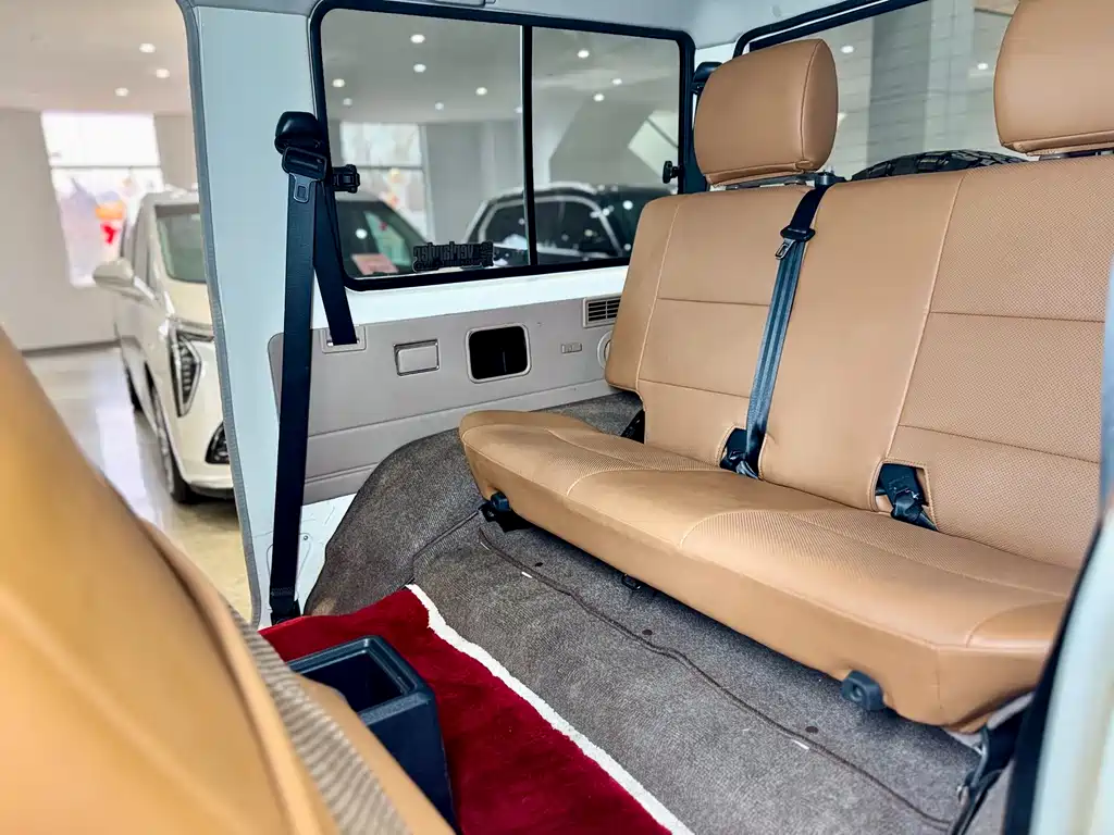 Toyota Land Cruiser 2024 — фото 10