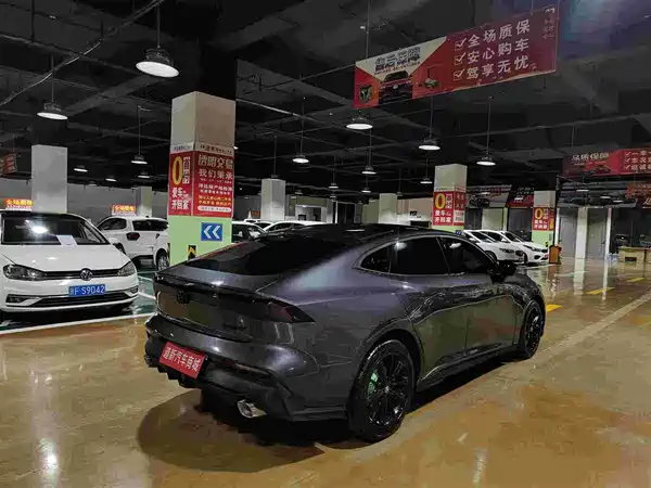 Changan UNI-V 2025