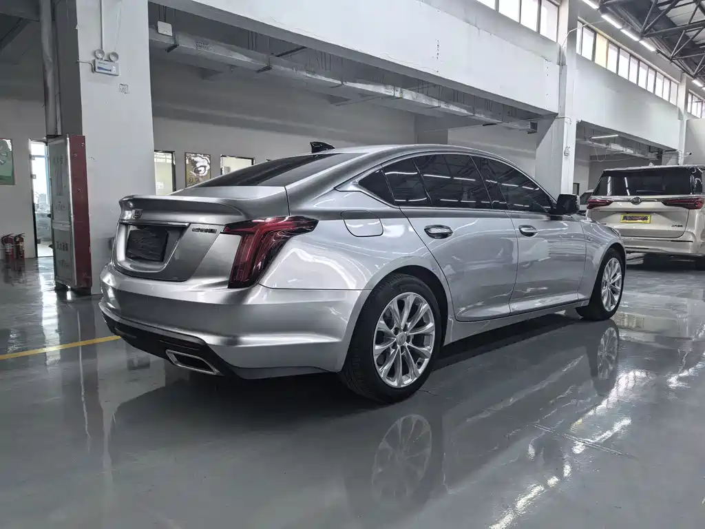 Cadillac CT5 2023 — фото 15