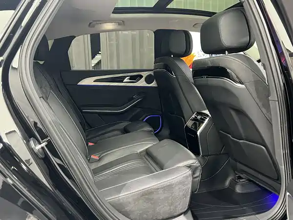 Hongqi H9 2021