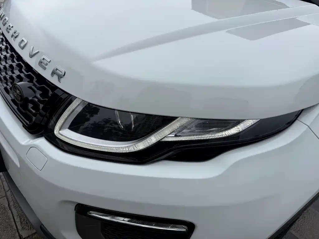 Land Rover Evoque 2017 — фото 12